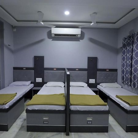 Royal Guest House Bhuj Bagian luar foto