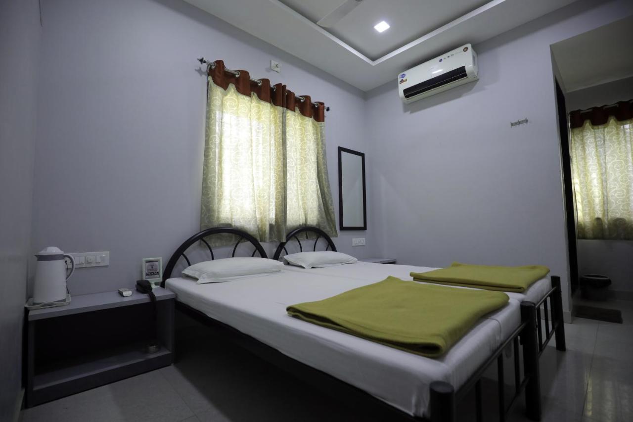 Royal Guest House Bhuj Bagian luar foto