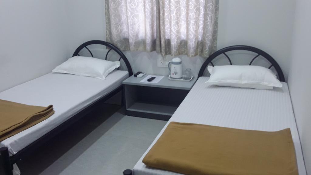 Royal Guest House Bhuj Bagian luar foto